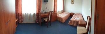 Фото номера Просторный двухместный номер с 2 отдельными кроватями Отель Hotel Bursztynowy г. Józefów na Wisłą 2